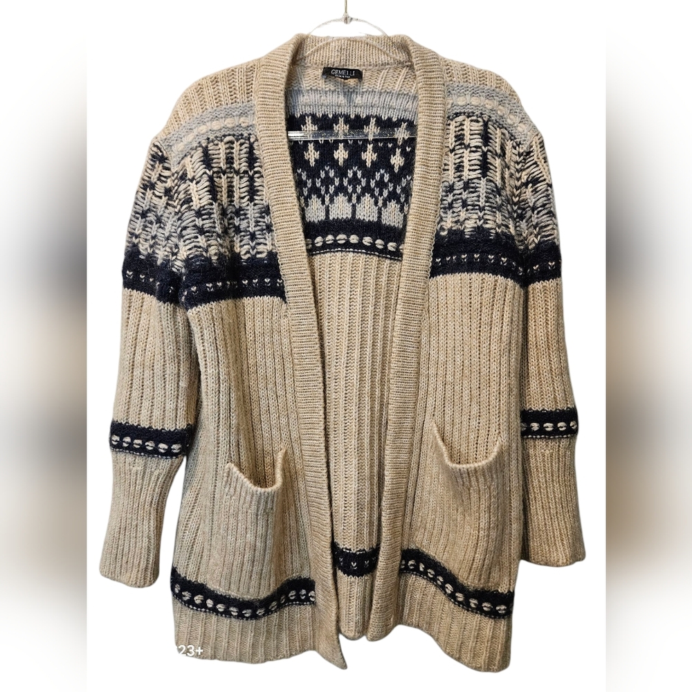 Gemelli Cardigan Sweater womans size M itialian heavy knit mohair blend pockets